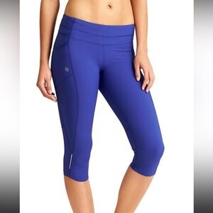 Large Athleta Dobby Be Free Knicker Crop Vibrant Cobalt blue